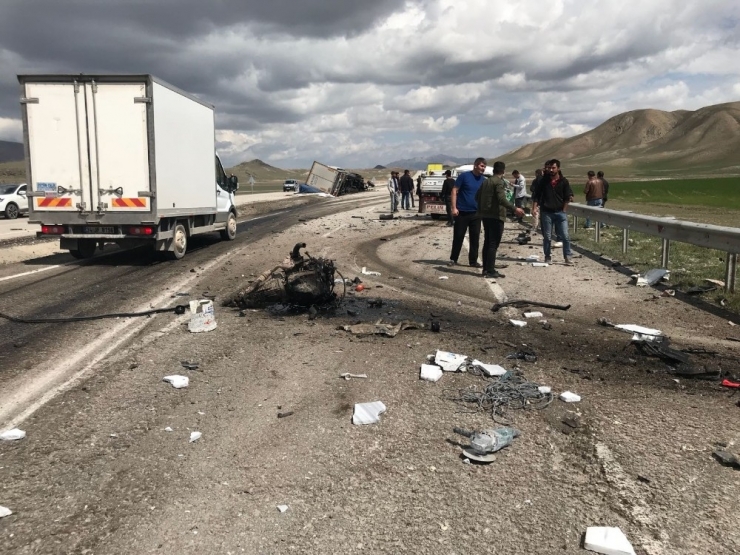 Doğubayazıt’ta Trafik Kazası: 2 Ölü, 1 Yaralı