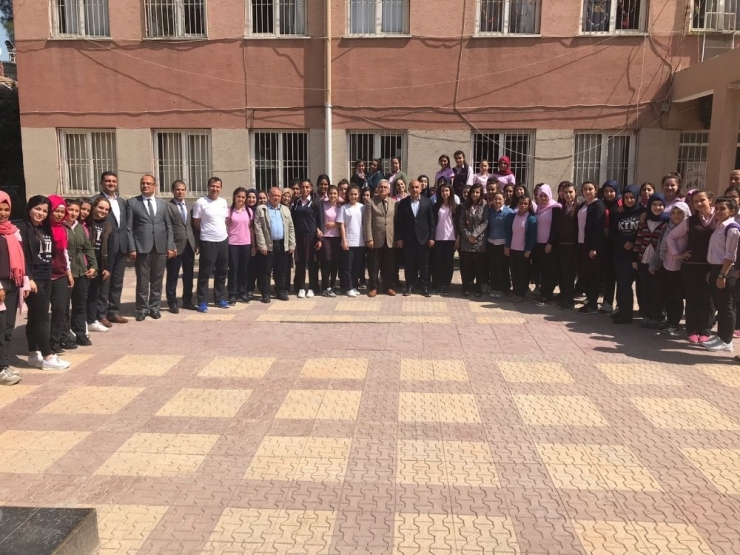 Başkan Kara Lise Son Sınıf Öğrencileriyle Bir Araya Geldi