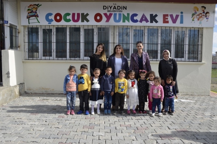 Beyza Elban, Diyadin İlçesini Ziyaret Etti