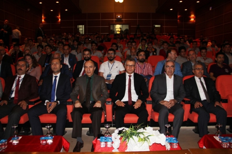 Dü’de ‘Sanayi Sektörü İle Akademinin Buluşması’ Çalıştayı