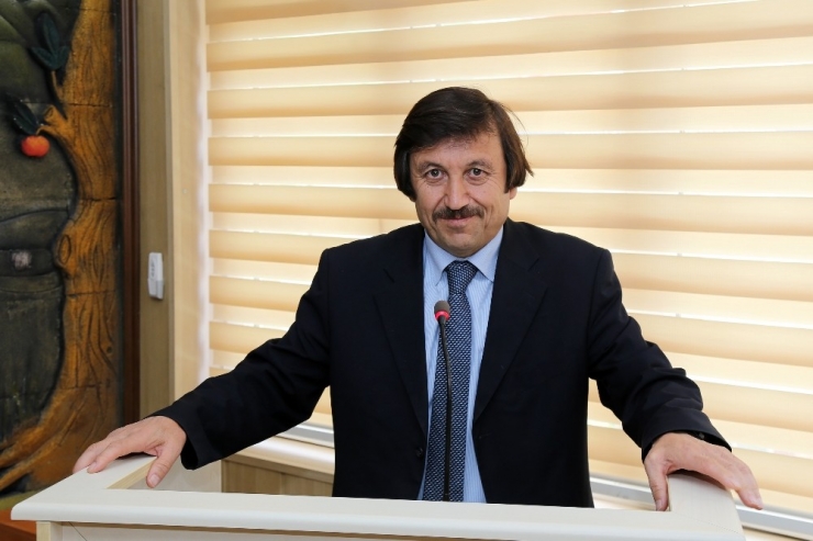 Tozlu Meclise Veda Etti