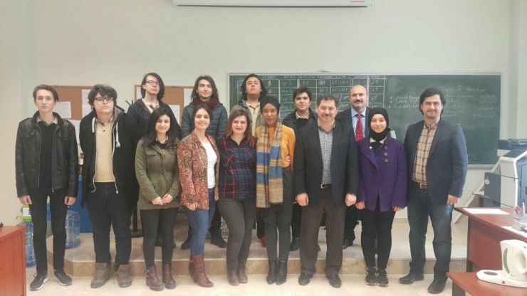 Lise Öğrencilerine İngilizce Takviyesi