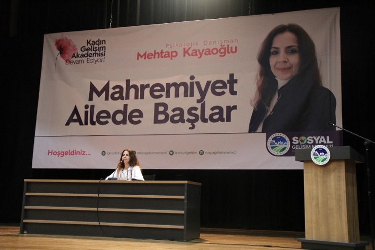 ’Mahremiyet Ailede Başlar’ Konferansı Gerçekleşti