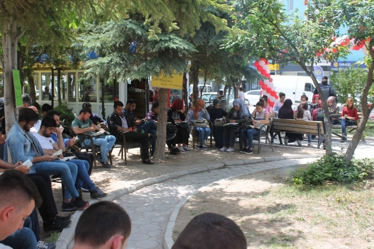 Eskil İlçesinde Kitap Okuma Etkinliği