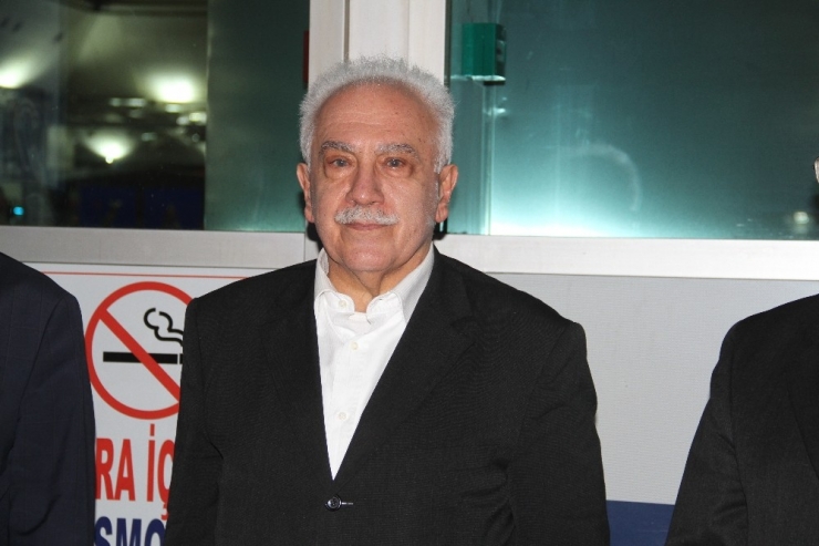 Doğu Perinçek, Çin Komünist Partisi’nin Davetlisi Olarak Pekin’e Gitti