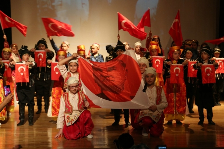 Halk Oyunları Atölyesi Çocuklarının Yıl Sonu Gösterisi