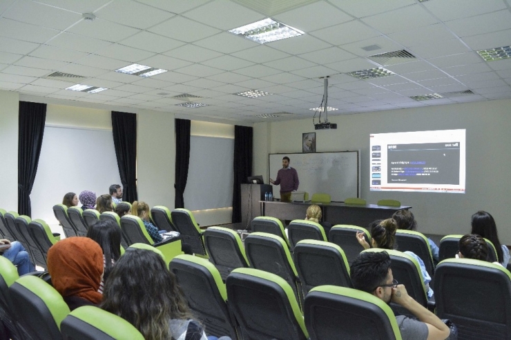 Base Sanatseverleri Buluşturdu