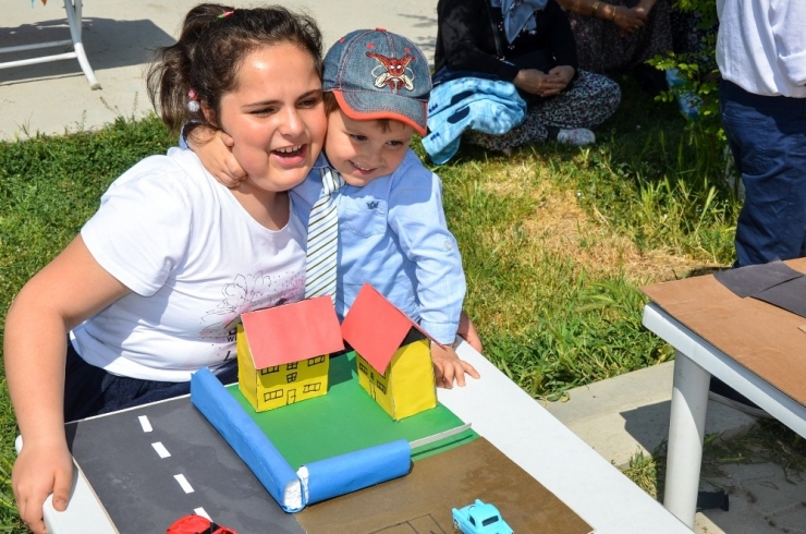 Stem Uygulaması İle Okullarının Önündeki Kazaların Önüne Geçilecek