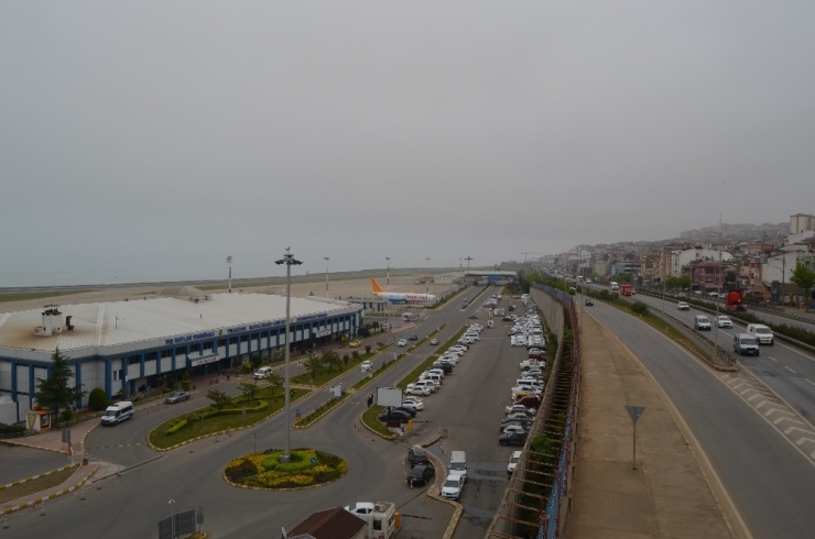 Trabzon Son Yılların En Sisli Günlerini Geçiriyor