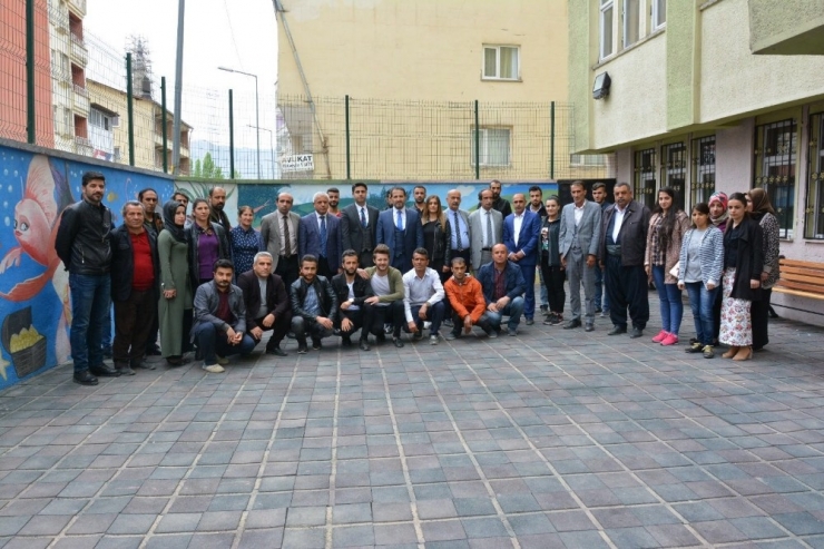 Başkan Gür’den Kültür Merkezine Övgüler