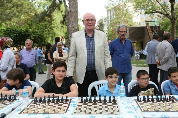 Hamamyolu’nda Satranç Festivali