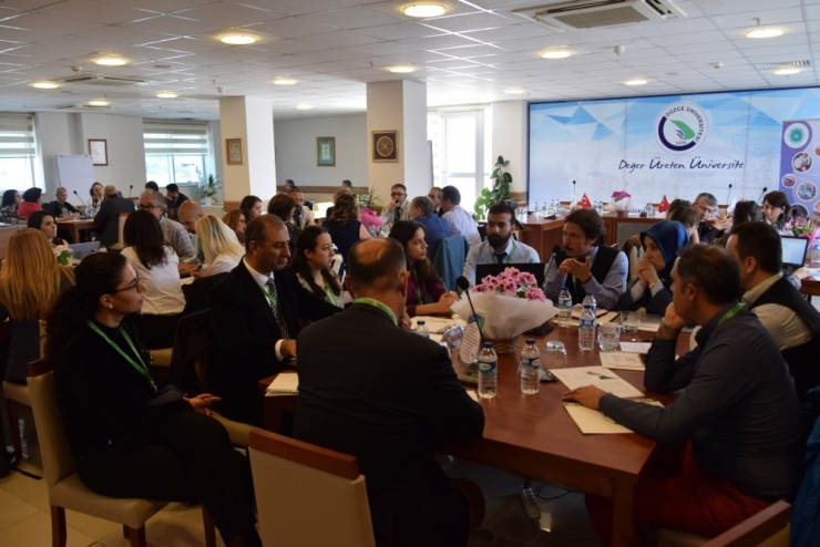 Geleneksel Tıpta Kalite Ve Standardizasyon Çalıştayı Dü’de Düzenlendi