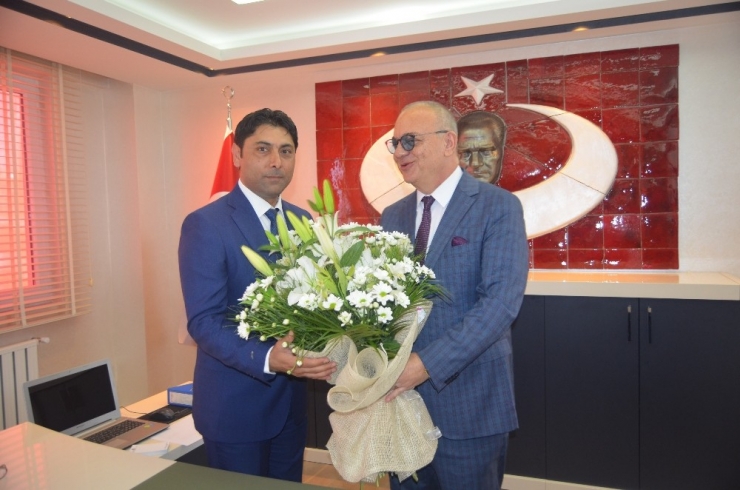 Selendi Belediyesinde Devir Teslim Töreni Yapıldı