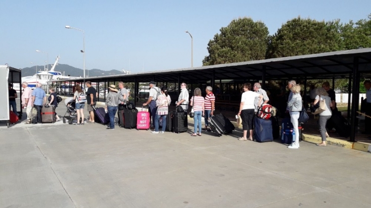 Marmaris’te Kapıda Vize Uygulamasına Yoğun Talep