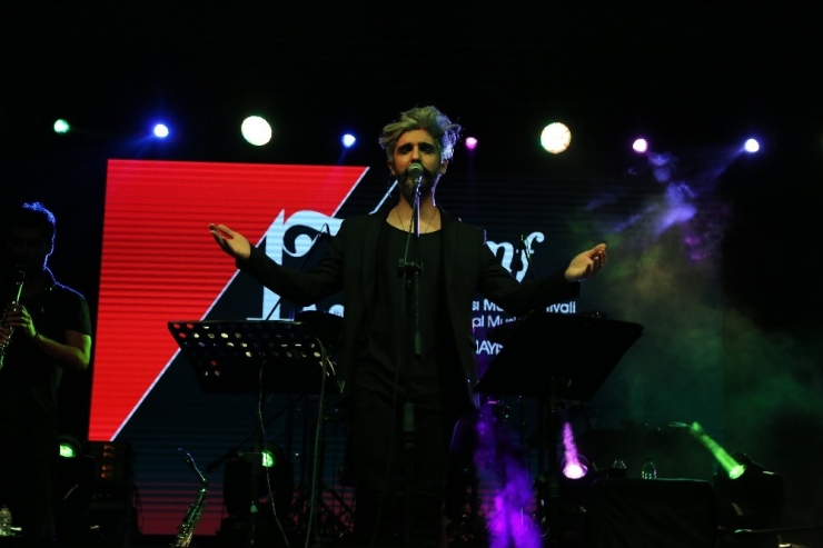 Manuş Baba Mersin’de