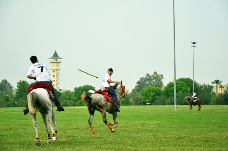 Yörük Türkmenler Adana’da Cirit Attı, Gökbörü Oynadı