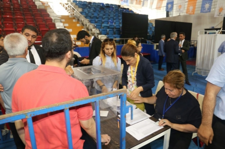 Ak Parti Mersin’de Temayül Yoklaması Yapıldı