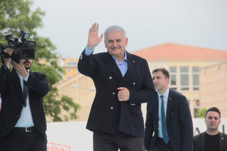 Başbakan Yıldırım: “Biz Seçime Sağlam Bir Çatı Altında Giriyoruz”