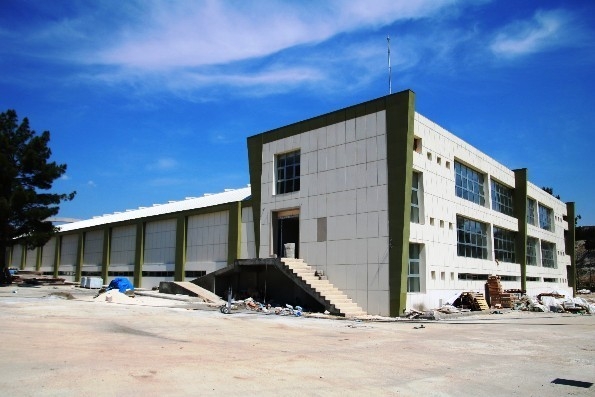 Şanlıurfa’da Yarı Olimpik Yüzme Havuzu İnşaatı Sürüyor