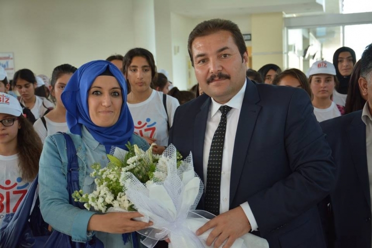 Misafir Öğrenciler Karşılandı