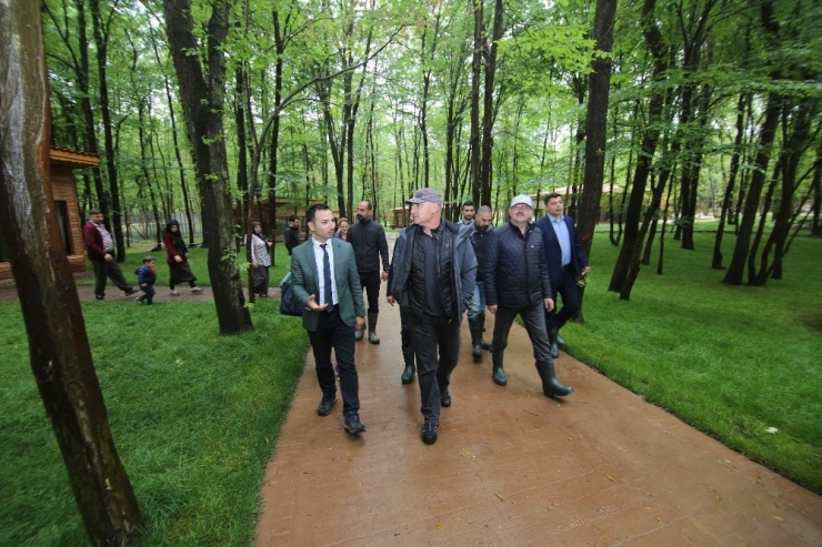 Güven İslamoğlu, Doğal Yaşam Alanını Gezdi