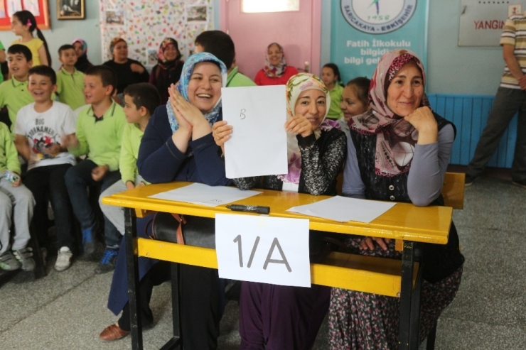 Bu Kez Anneler Yarıştı Çocukları Destekledi