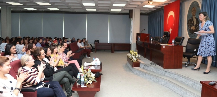 Gaün’de "Shakespeare" Anlatıldı