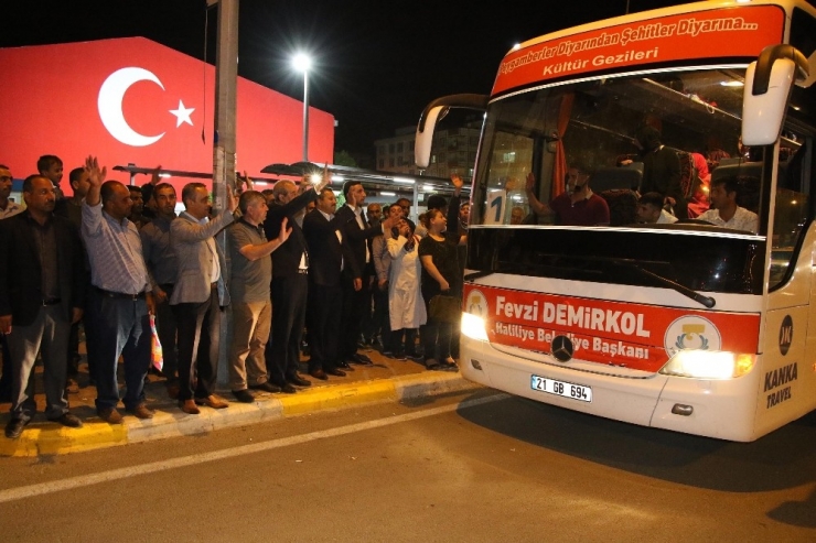 Şanlıurfalı Öğrenciler Şehitler Diyarına Uğurlandı