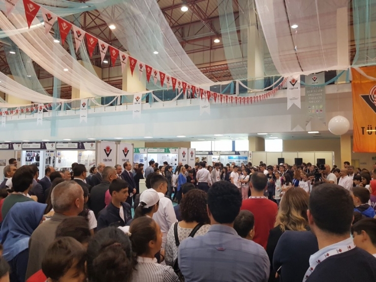 Kdz. Ereğlili Öğrenci Tübitak 4006’da İlk 16’ya Girdi