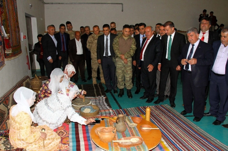 Hizan’da “Öğrenme Şenliği” Düzenlendi