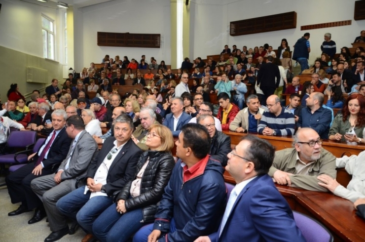 60 Yaşında Bir Çınar ’Anadolu Üniversitesi’