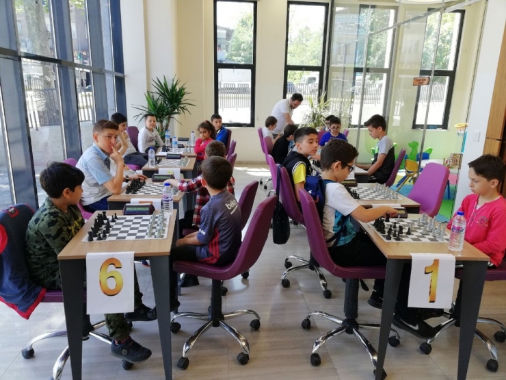 Sapanca Sgm Renkli Etkinliklere Ev Sahipliği Yaptı