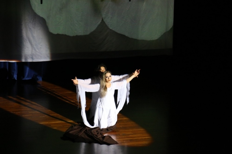 Bedende Hayat Bulan Türküler: Aşk Konseri Saü’de Düzenlendi