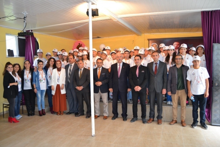 Karahüseyinli’de Bilim Fuarı Heyecanı