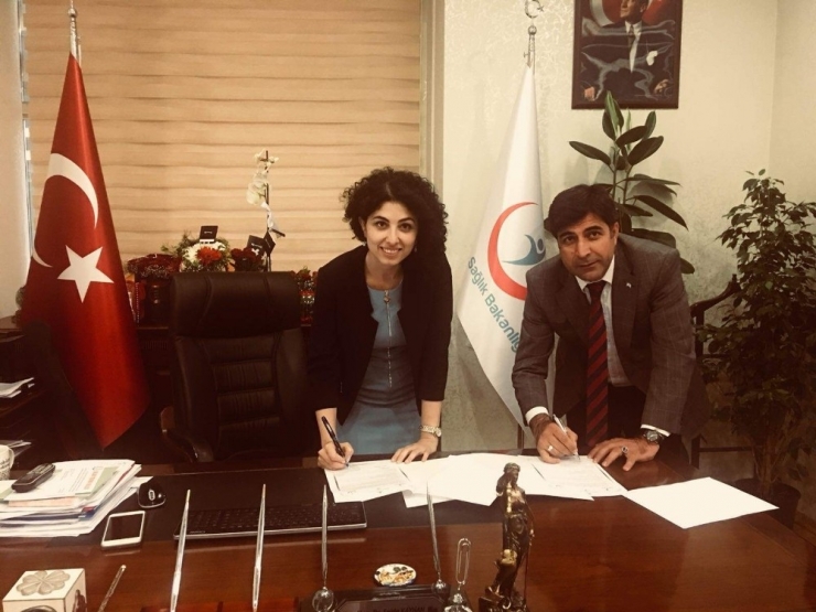 Kızılay’dan ‘Sevgi Bohçası’