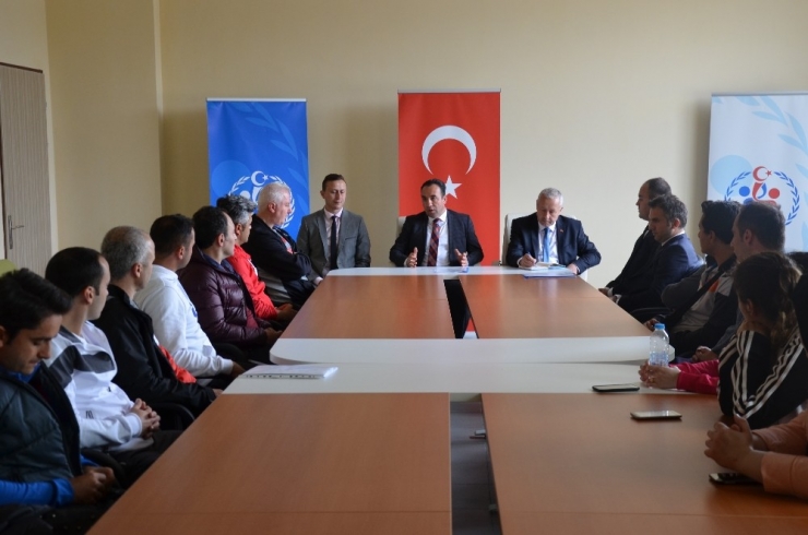 Antrenör Değerlendirme Ve Koordinasyon Toplantısı Yapıldı