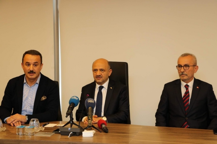 Başbakan Yardımcısı Işık: "Cumhurbaşkanımız Recep Tayyip Erdoğan İlk Turda Büyük Bir Farkla Seçilecek"