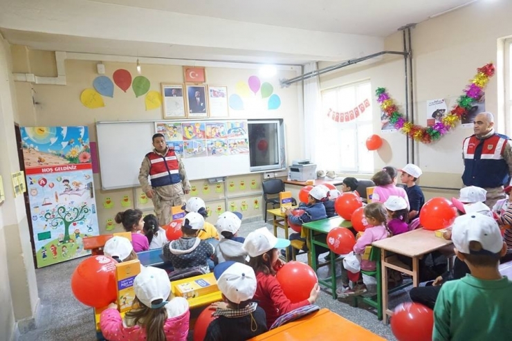 Gercüş’te Öğrencilere Trafik Eğitimi