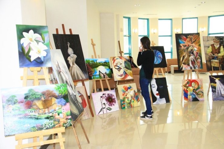 Dü’de Sanat Eserleri Sergisi