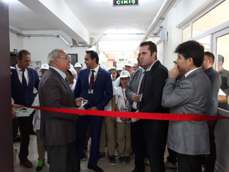 Baklan’da Bilim Fuarı Açıldı