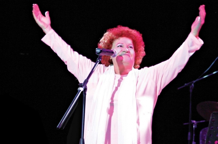 Karşıyaka, Selda Bağcan Konserine Hazırlanıyor