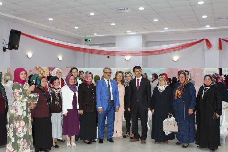 Kaymek’ten 950 Eserlik El Emeği Sergisi