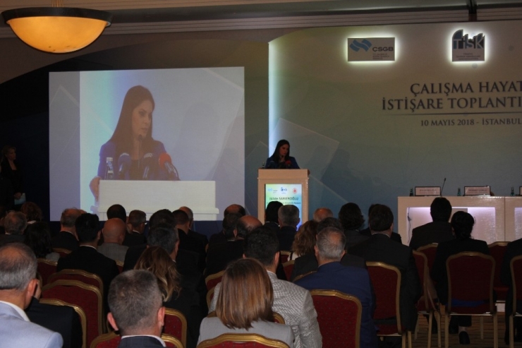 Bakan Sarıeroğlu: “Kısa Süre İçinde Bin 750 Kişilik Çalışan İşkur Ailemize Katılacak”