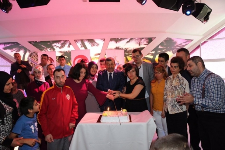 Darıca’nın Vefakar Annelerine Özel Program