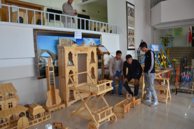 Silvan’da Metem’den Yılsonu Sergisi