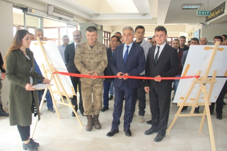 Hakkari’de "Tarım Ve İnsan" Konulu Fotoğraf Sergisi