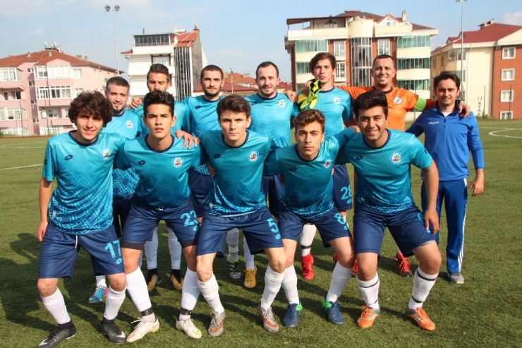 Lider Yoluna Dolu Dizgin Devam Ediyor