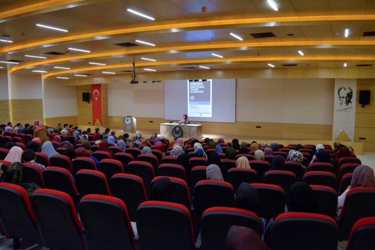 Saü’de "İslam Hukukunda Organ Nakli" Konusu Tartışıldı