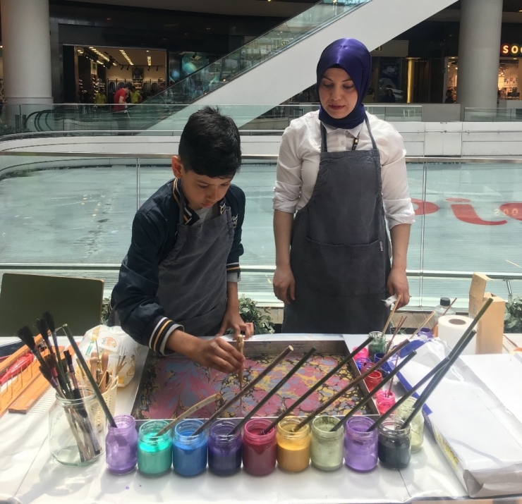 7’den 70’e Herkes Ebru Yaptı