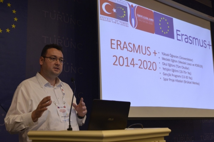 Avrupa Günü’nde Avrupa Gençlik Fırsatları Anlatıldı